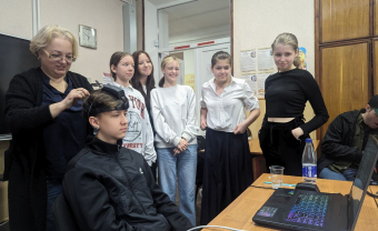 More and more schools in Moscow are exploring neurotechnologies with NeuroChat.